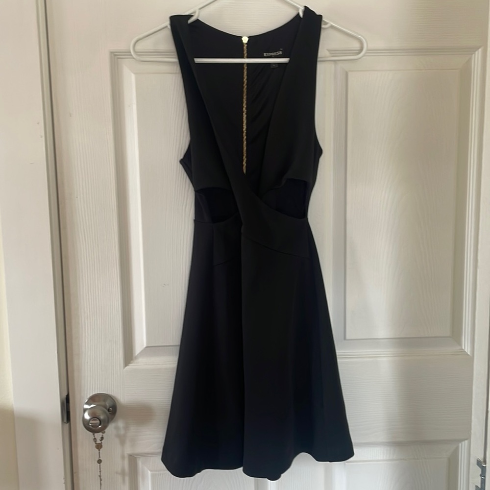 EXPRESS - Cute mini black dress